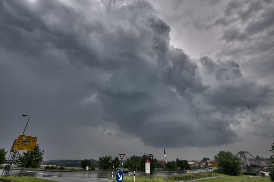 Unwetterzelle bei Vilshofen